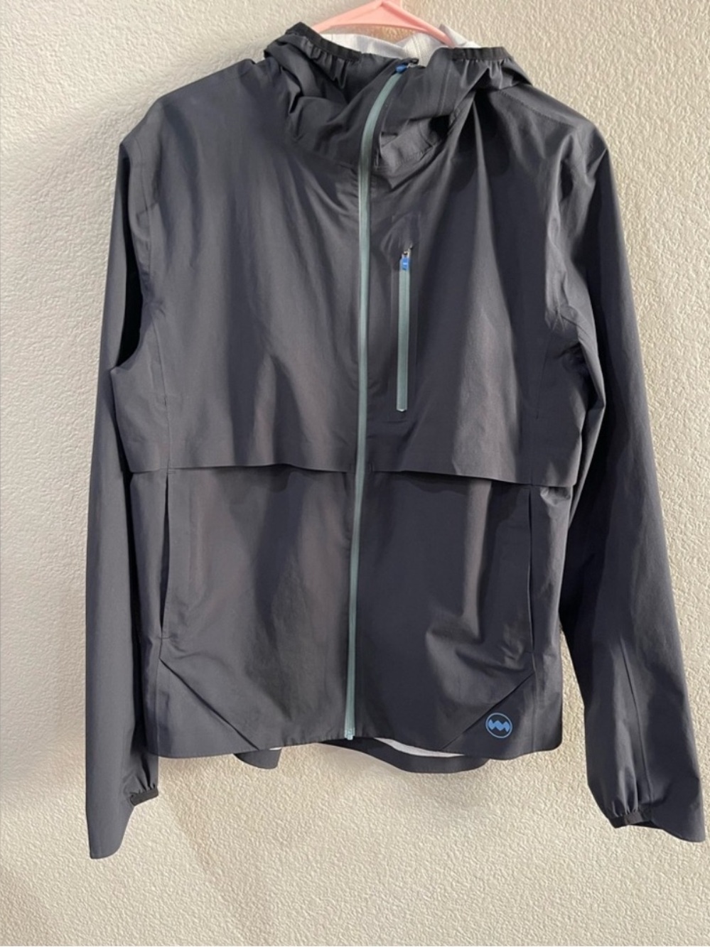 Janji black lightweight jacket men’s small